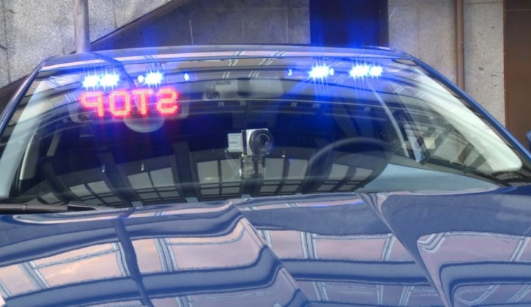 Mladík v BMW se na padesátce prohnal kolem radaru téměř dvojnásobnou rychlostí