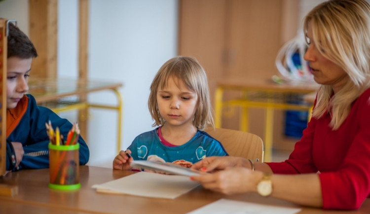 Karlovarský kraj plánuje firemní školku pro zaměstnance úřadu i okolních institucí