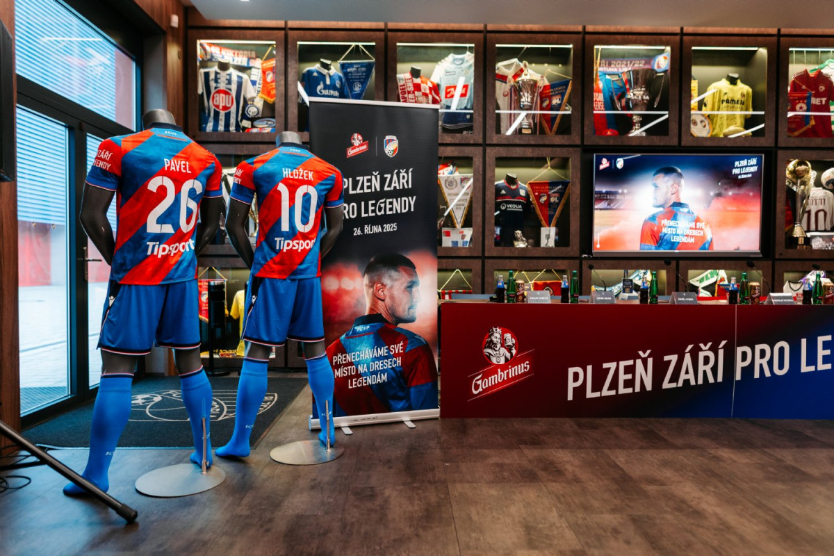 Fotbalisté Plzně odehrají zápas proti Ostravě s jmenovkami osobností na dresu