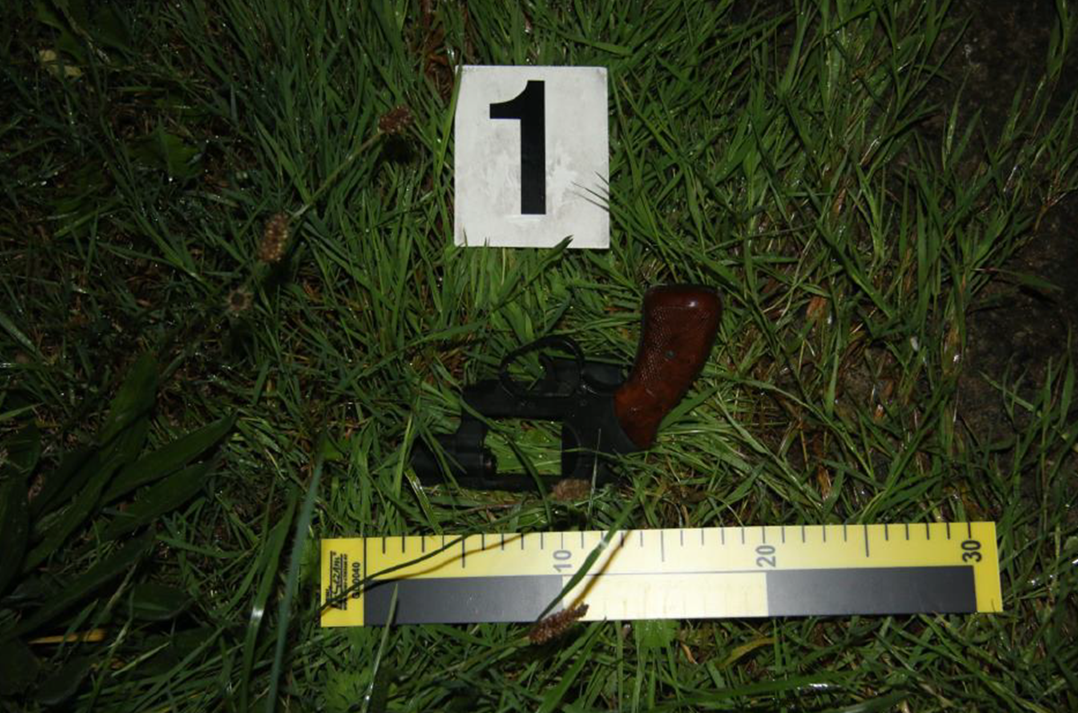 Obyvatele sídliště vyděsil střelec se zbraní, vyhrožoval i jednomu pejskaři