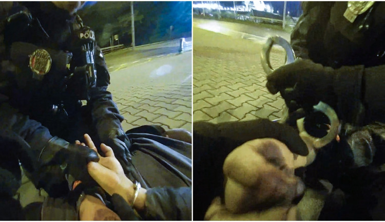 Zapáchající opilec dělal ostudu u Lidlu. Na truc si sedl na zem a odmítal odejít