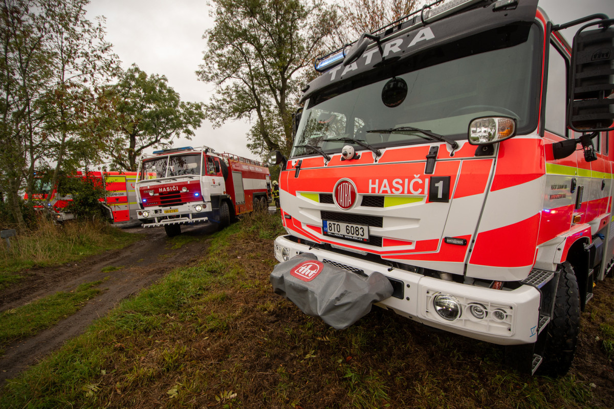 VIDEO: Požár v lese jen nanečisto. Záchranné složky trénovaly na Bruntálsku