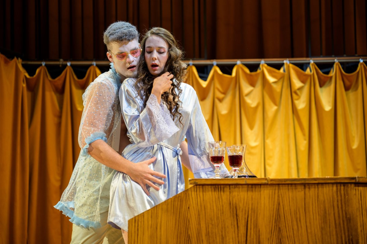 PETR NEUBERT petr@prooko.cz