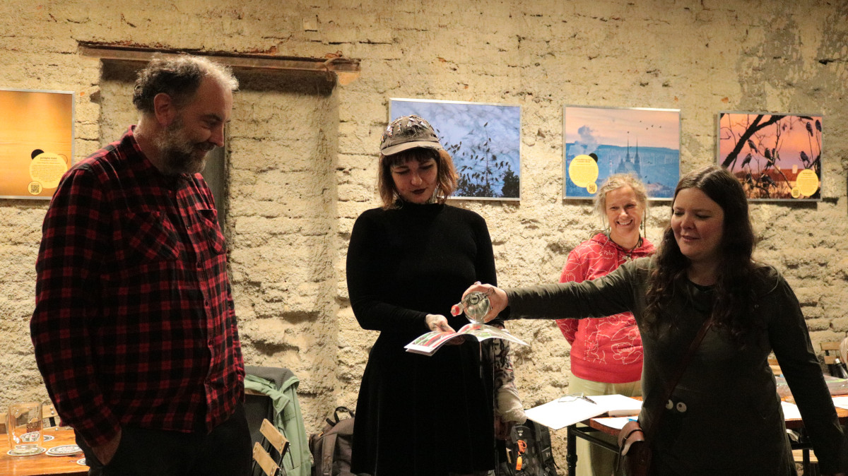 Ochránci přírody pokřtili komiks o brněnské lanovce, chystají havraní hlídku