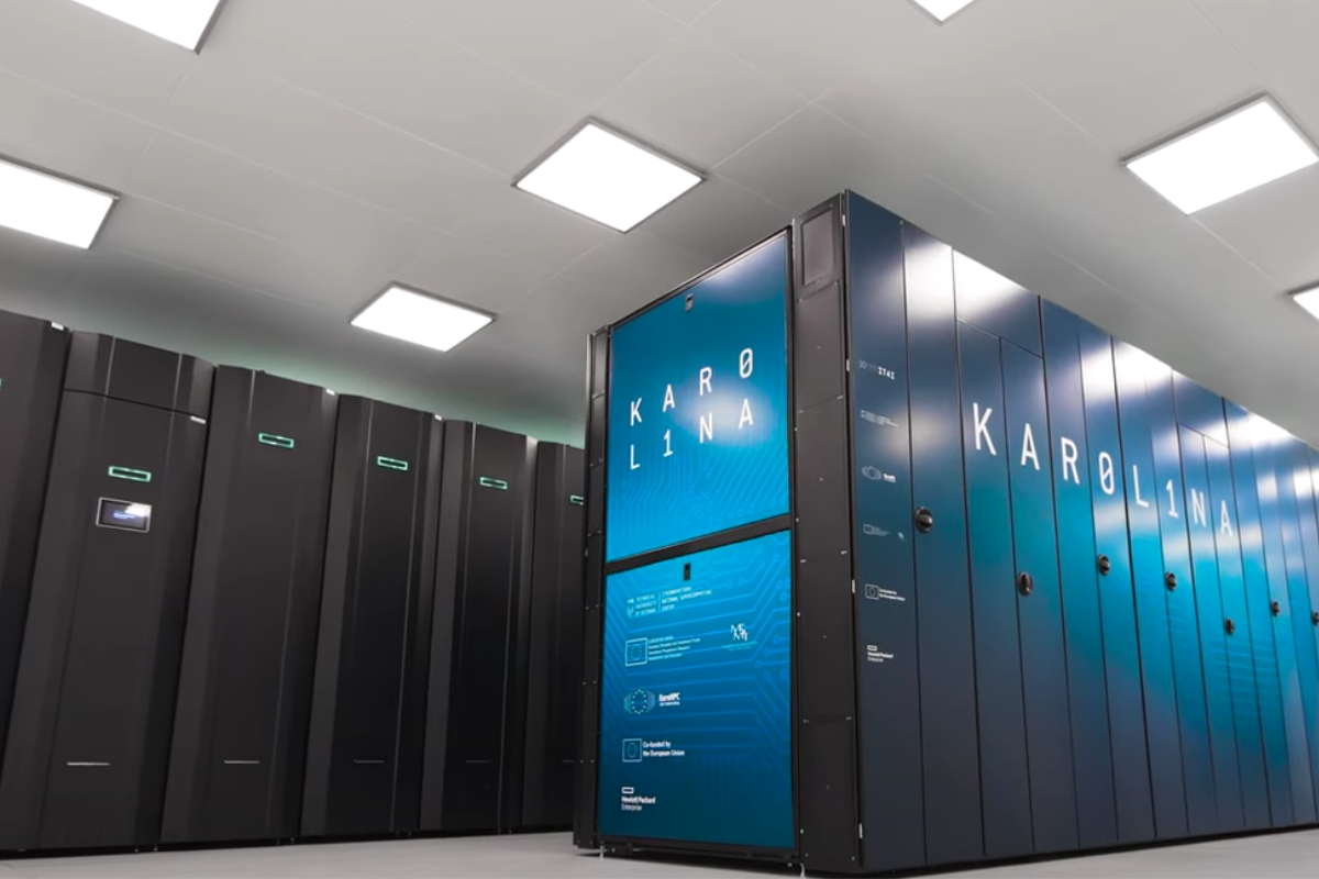 ČR bude mít továrnu pro rozvoj AI, jádrem bude ostravský superpočítač