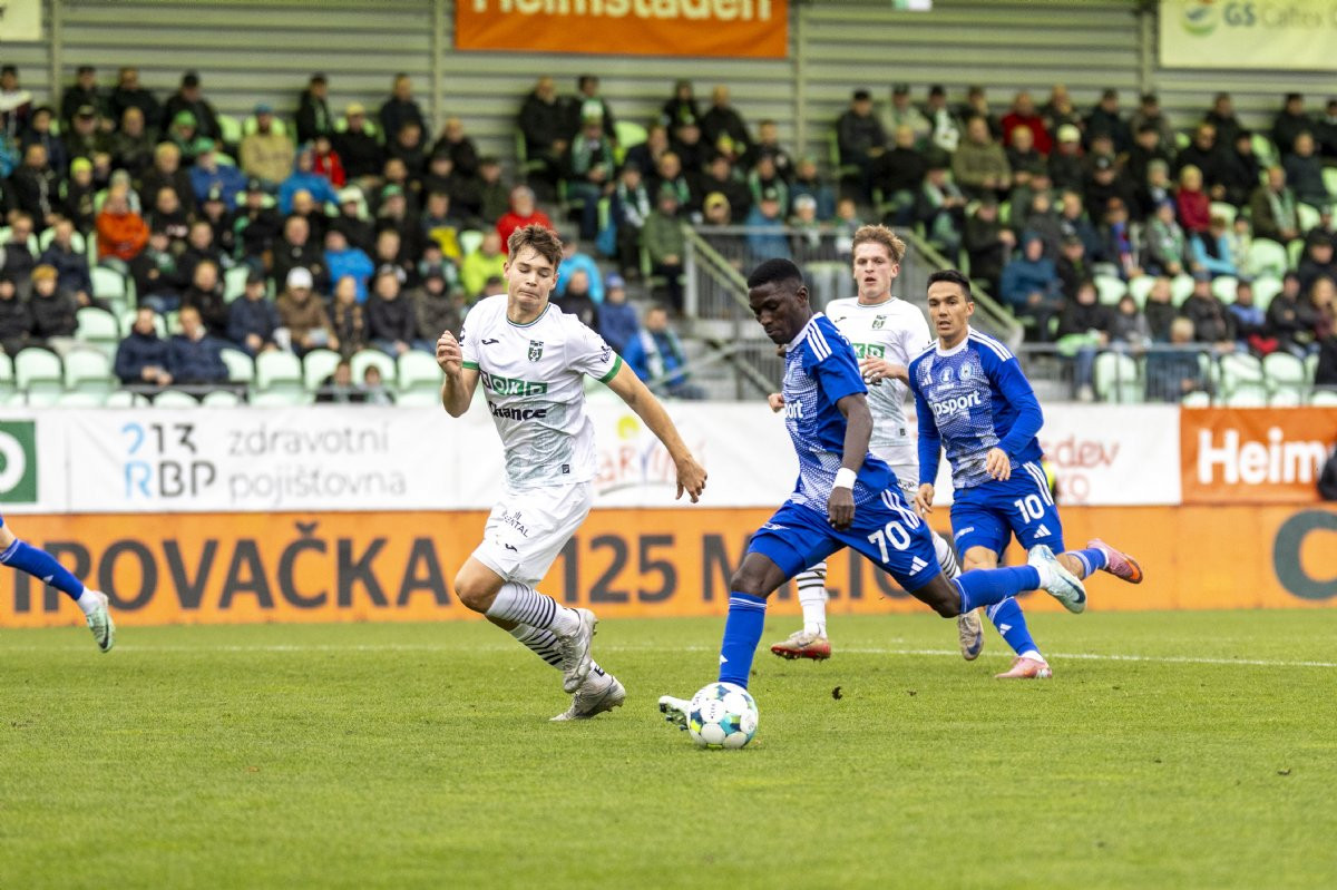 Fotbalisté Karviné s novým trenérem Jarolímem remizovali s Olomoucí 1:1