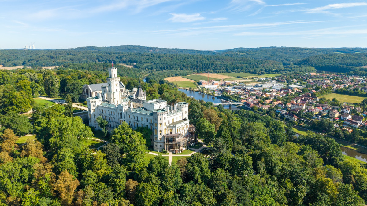 Senior Resort na Hluboké roste před očima. Vzorový byt bude hotový v prosinci