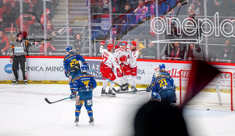 Osmá výhra v řadě. Oceláři porazili Motor 6:3