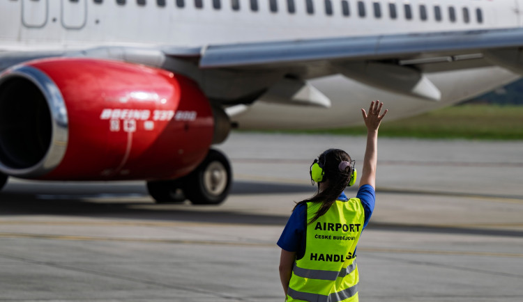 Zaletět si z Ostravy do Budějovic a zpět? Nový dopravce se uvede ukázkovým letem