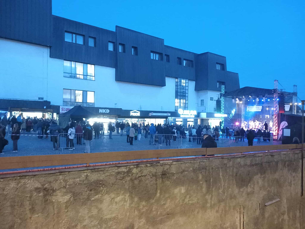 FOTO: Sledujeme příjezd svatého Martina do Jihlavy. Přilákal tisíce lidí