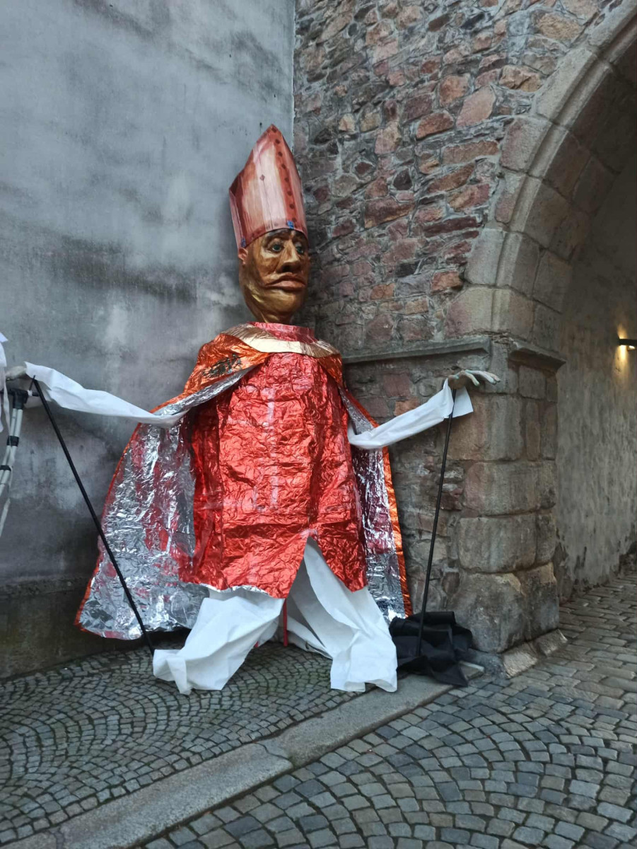 FOTO: Sledujeme příjezd svatého Martina do Jihlavy. Přilákal tisíce lidí