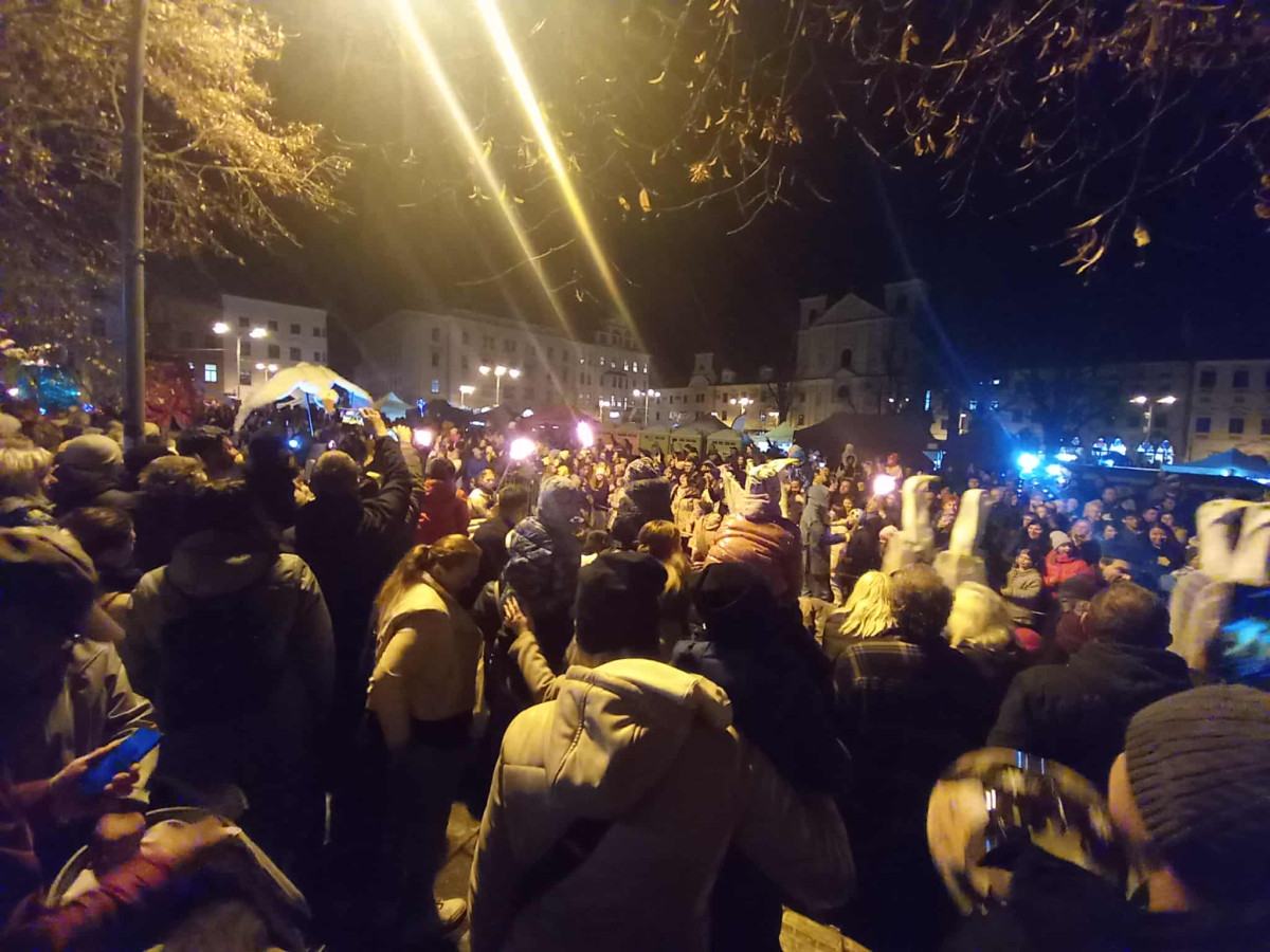 FOTO: Sledujeme příjezd svatého Martina do Jihlavy. Přilákal tisíce lidí