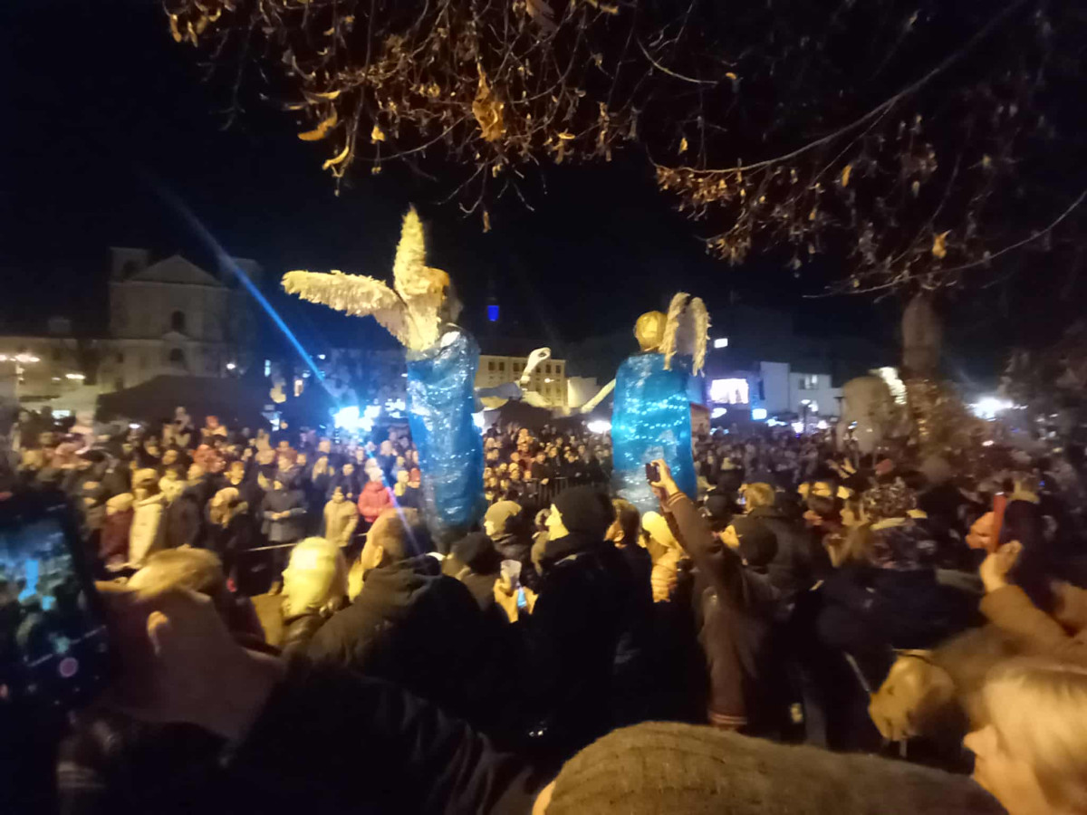 FOTO: Sledujeme příjezd svatého Martina do Jihlavy. Přilákal tisíce lidí