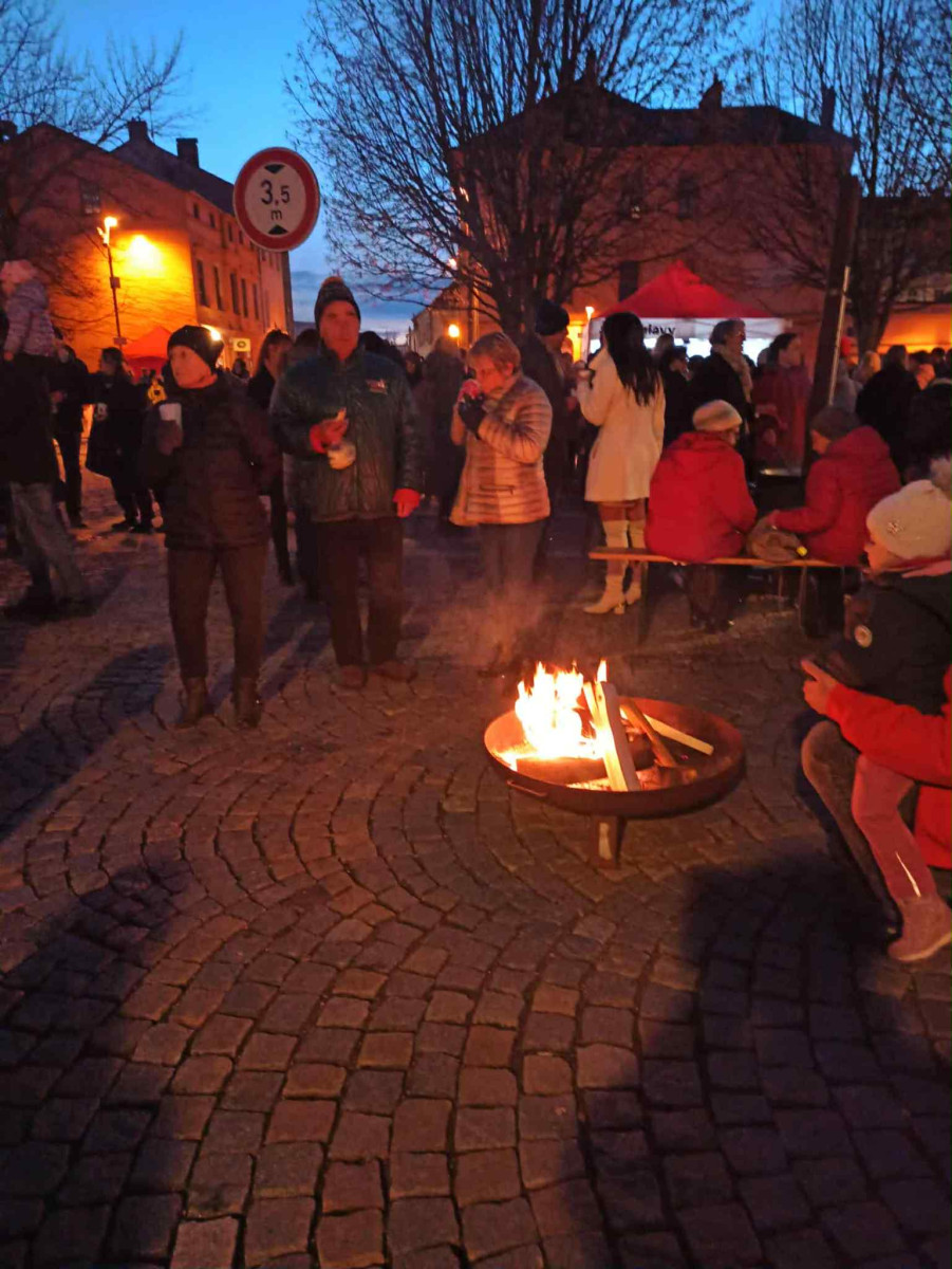 FOTO: Sledujeme příjezd svatého Martina do Jihlavy. Přilákal tisíce lidí