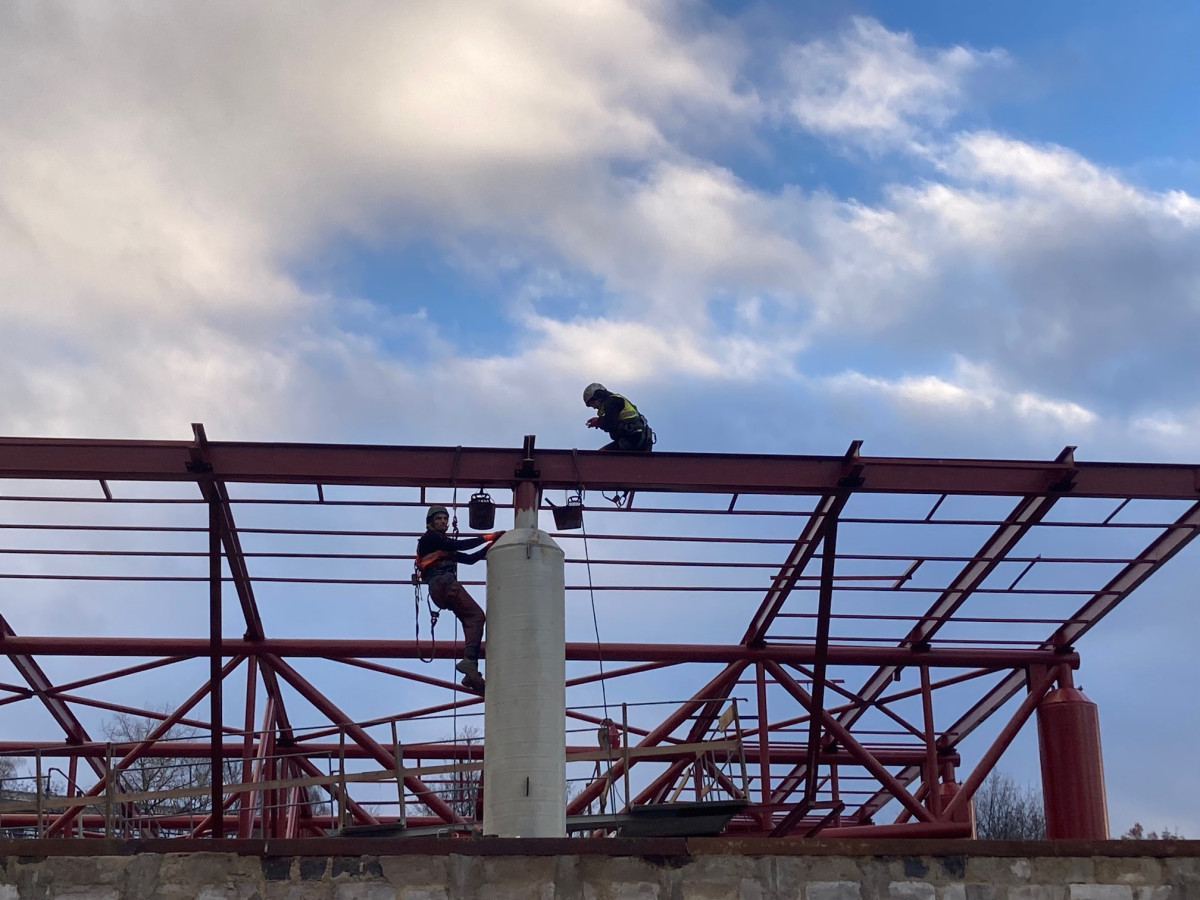 Aktuální podoba bazénu, který prochází rekonstrukcí.