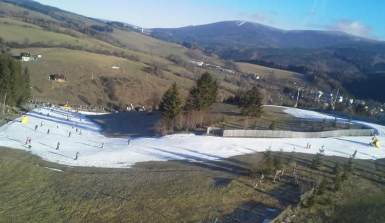 V Jeseníkách se začne lyžovat už za týden. Vleky jako první spustí tradičně Branná