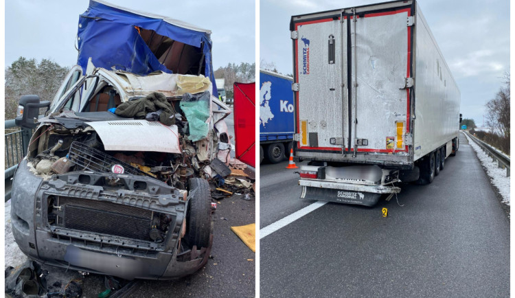 D1 uzavřela tragická nehoda. Řidiči v dodávce se stal osudným střet s náklaďákem