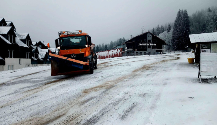 Liberecký kraj potrápí náledí i mrznoucí déšť. V dalších dnech se oteplí