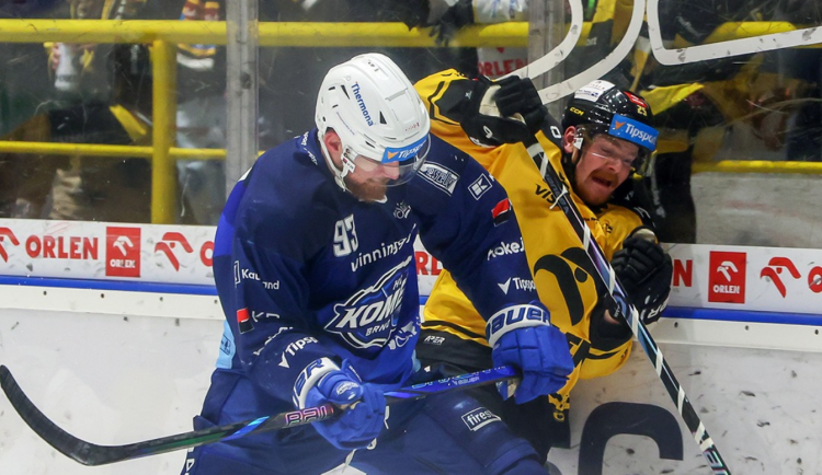 Bratři Kašové řídili výhru posledního Litvínova nad mistrovským Brnem