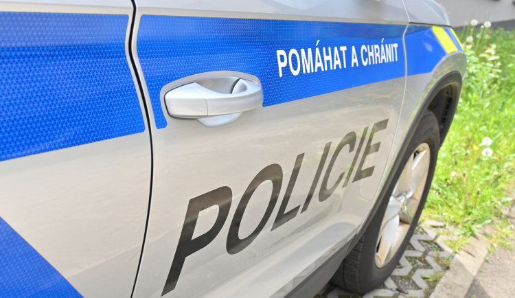U domu ve Vílanci došlo k nehodě. Policie teď hledá důležité svědky