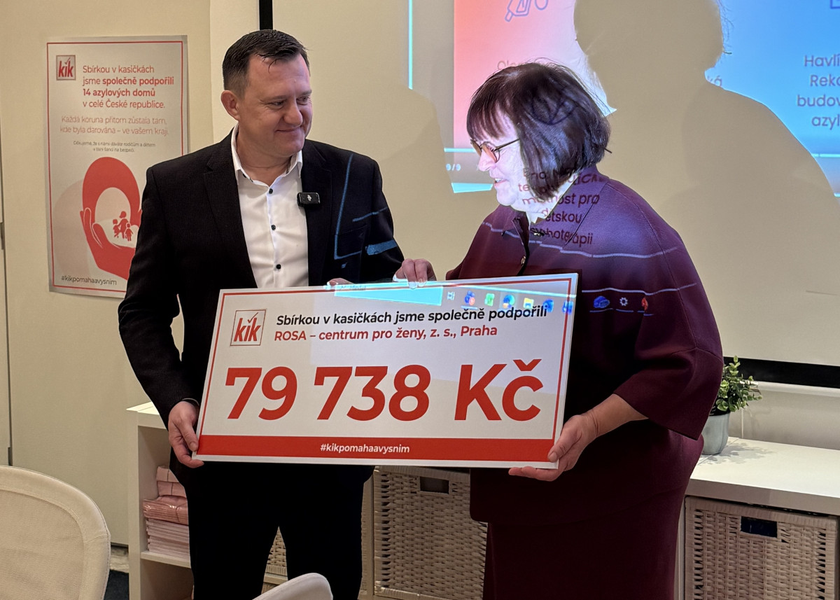 Zákaznická sbírka KiK podpořila azylový dům.