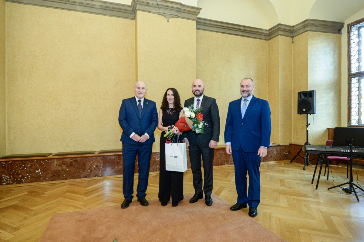 FOTO: Hrdinové, kteří žijí mezi námi. Na plzeňské radnici bylo oceněno 22 statečných