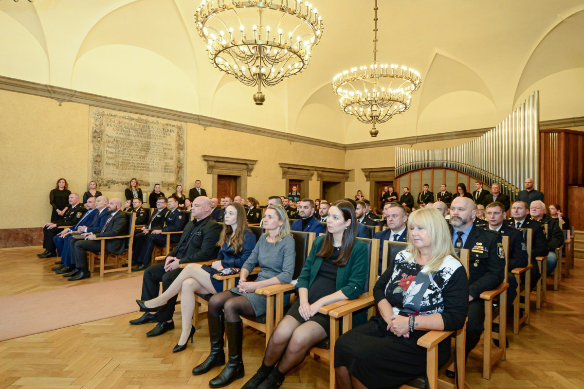 FOTO: Hrdinové, kteří žijí mezi námi. Na plzeňské radnici bylo oceněno 22 statečných