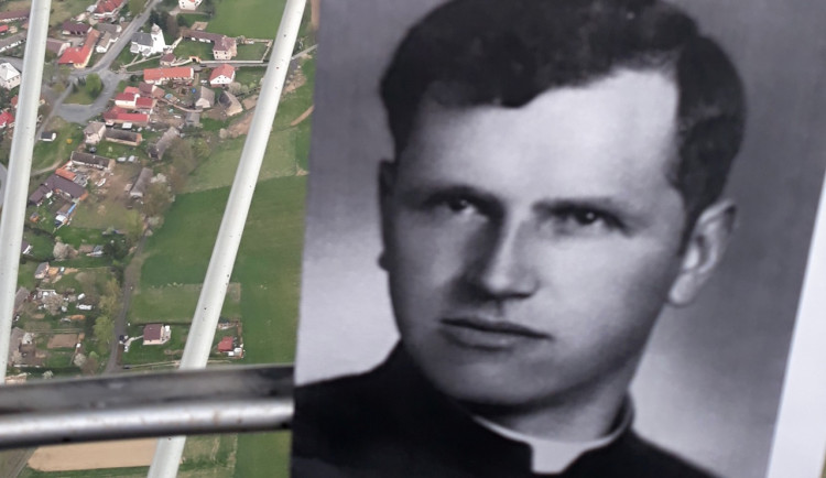 FOTO: Letecká pouť uctila a připomenula pátera Toufara, umučeného komunisty 