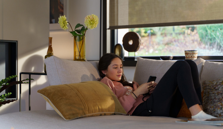 Somfy reaguje na růst chytrého bydlení. Automatizované stínění nově s technologií Zigbee 3.0