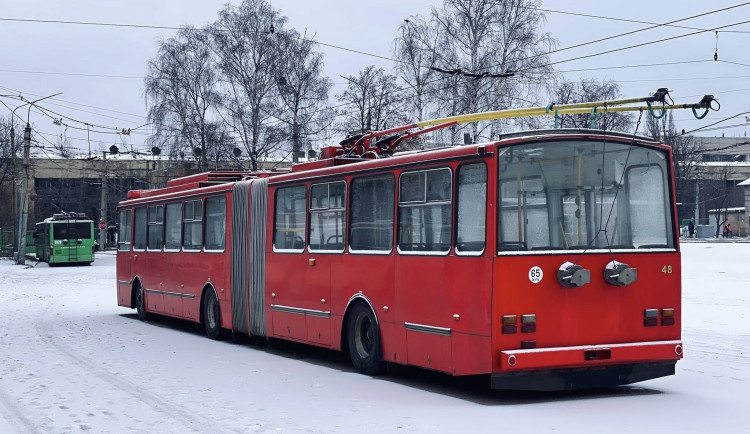 Charkov posílil MHD. Pomohly i trolejbusy z Budějc