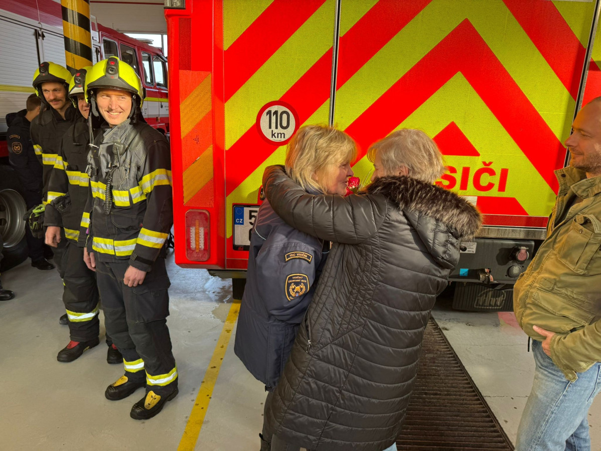 Maruško, děkujeme. Po téměř čtyřiceti letech u hasičů končí oblíbená kolegyně