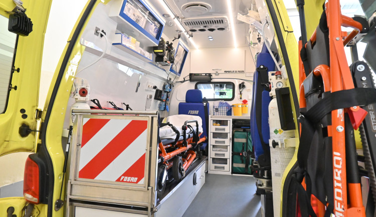 Silvestr málem skončil tragédií. Dva opilí šestnáctiletí chlapci leželi na ulici