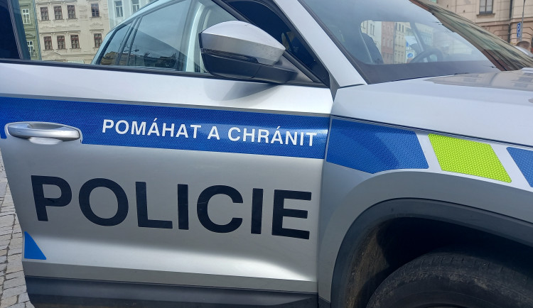 Dnešní srážka cyklisty s autem na Pelhřimovsku skončila tragicky