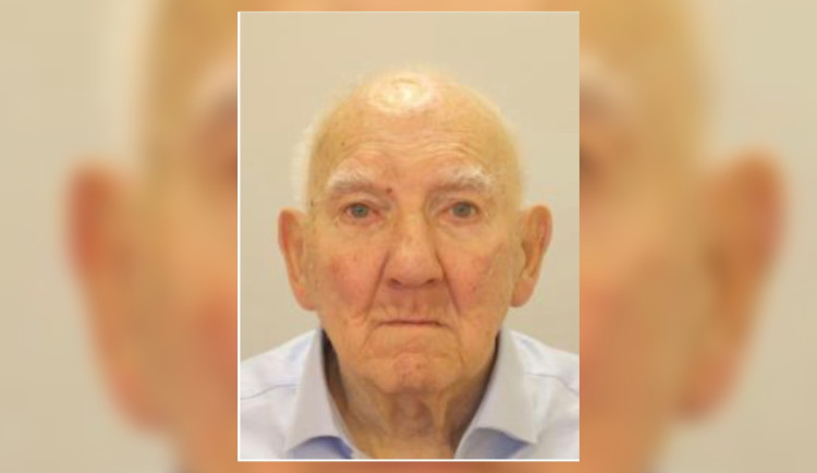 V pražském nákupním centru Šestka se ztratil senior, nutně potřebuje inzulin