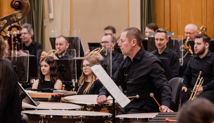 Brněnská filharmonie chystá koncert, při kterém diváky usadí přímo na pódium