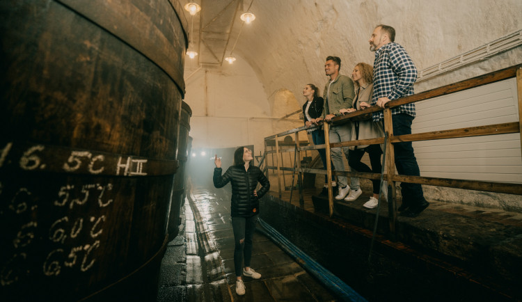 Slavný pivovar loni navštívilo více než půl milionu lidí. Převládají mezi nimi cizinci