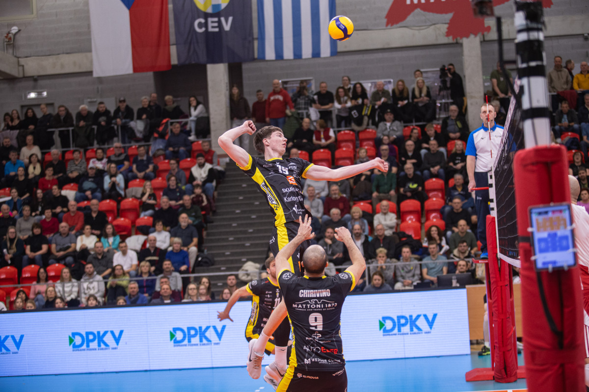 Volejbalisté Karlovarska vyřadili v osmifinále Poháru CEV Olympiakos Pireus