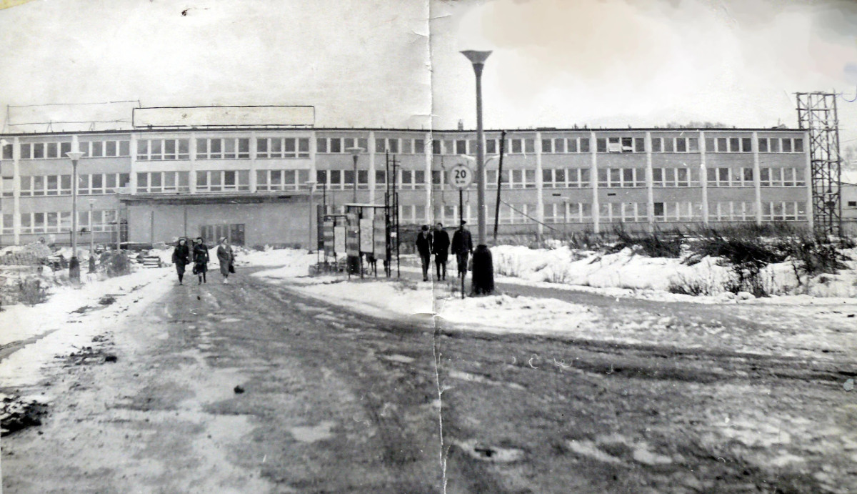 O Plastimatu k Magně. Společnost slaví 80 let. Hledá dobové fotografie