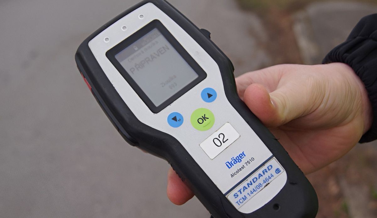 size3-16249654362739-207-policiste-maji-novou-rekordmanku-ridicka-v-hradci-nadychala-4-promile-2