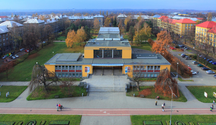 Za osm milionů zmodernizuje Karviná vstupní vestibul Městského domu kultury