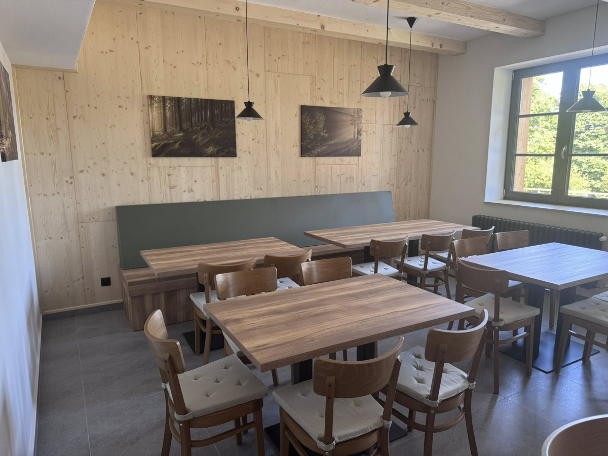 Horská chata na Čerchově u turistů boduje. Dříve armádní objekt město přestavělo