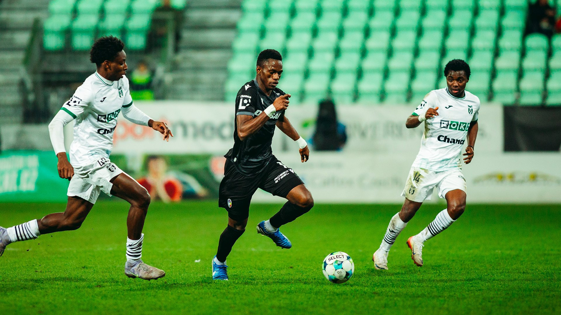 Fotbalisté Plzně utrpěli ve čtvrtfinále poháru šokující porážku 0:3 v Karviné