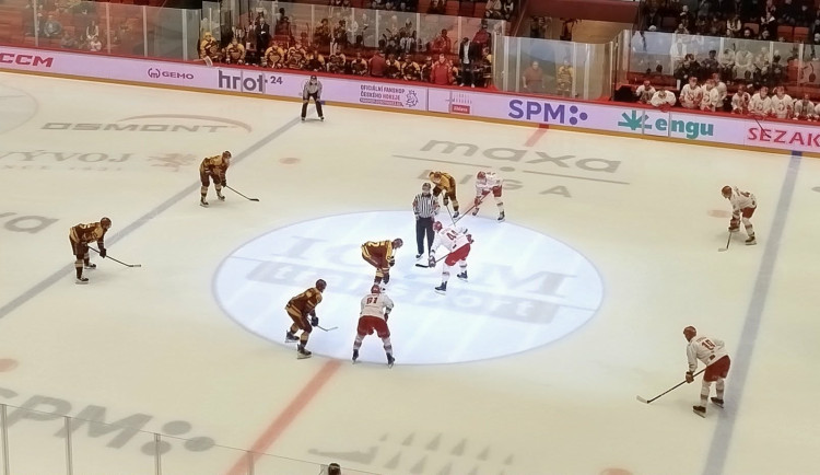 Dukla získala druhý čtvrtfinálový bod, Frýdek-Místek porazila 3:1