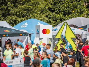 Běžecký seriál Běhej lesy přichází s novým charitativním i věrnostním konceptem