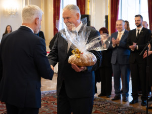 Starosty vítězných obcí přijal prezident