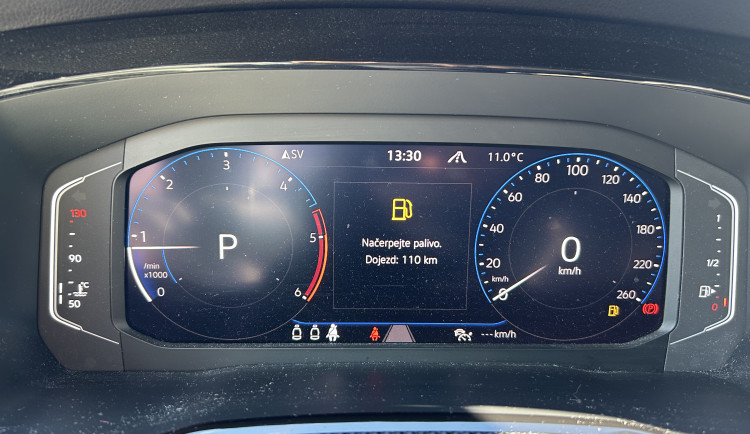 ANKETA: Paliva zdražují, řidiči omezují cesty. Co děláte vy?