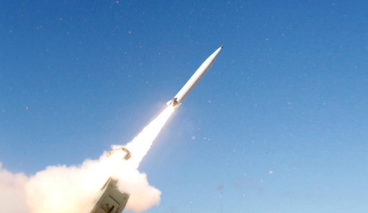 Lockheed Martin má přejít na „válečný režim“ výroby střel