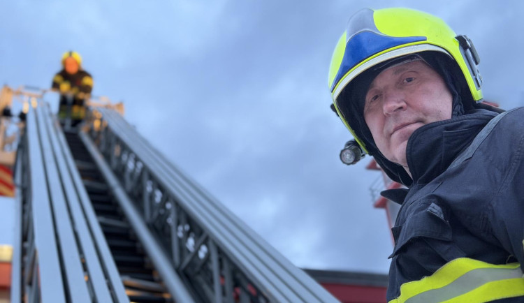 Životy zachraňoval přes třicet let. U hasičů končí velitel Bořecký z Bučovic