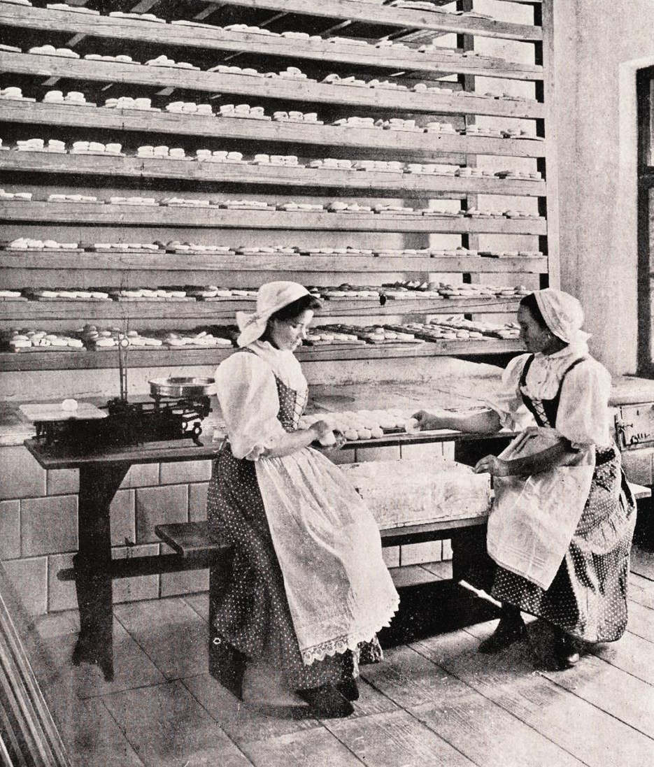 Střípky z historie. Olomoucké tvarůžky si letos připomínají 150 let od zahájení výroby v Lošticích