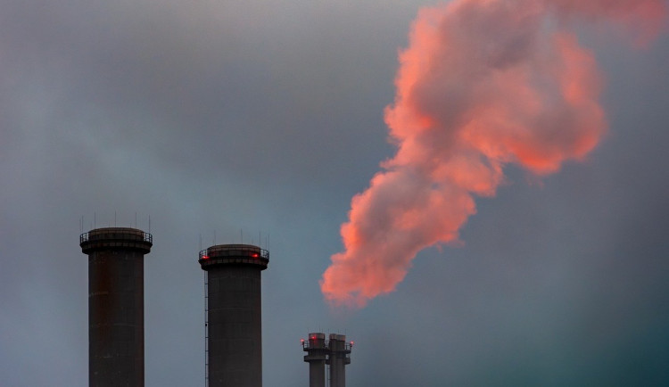 Průmyslová produkce v Česku v únoru meziročně vzrostla o 1,3 %